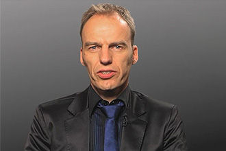 Dr. Arne Fischer